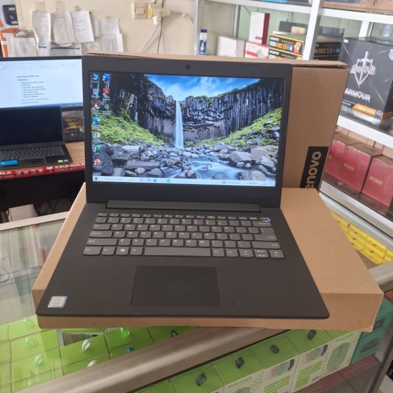 Laptop Lenovo Intel Core i3 Gen 7 Ram 8Gb Ssd 256Gb Like New