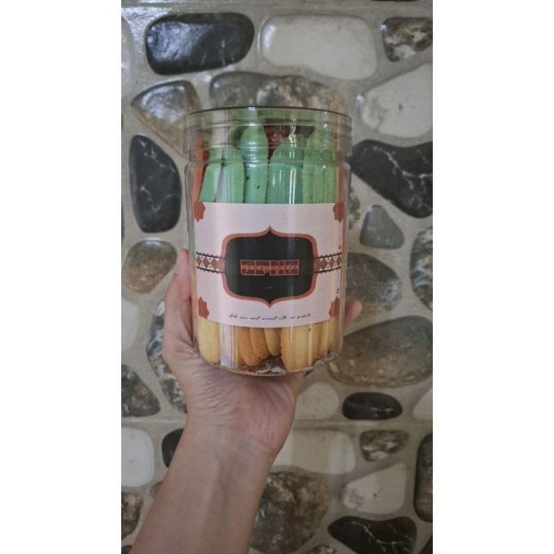 

Kue lidah kucing