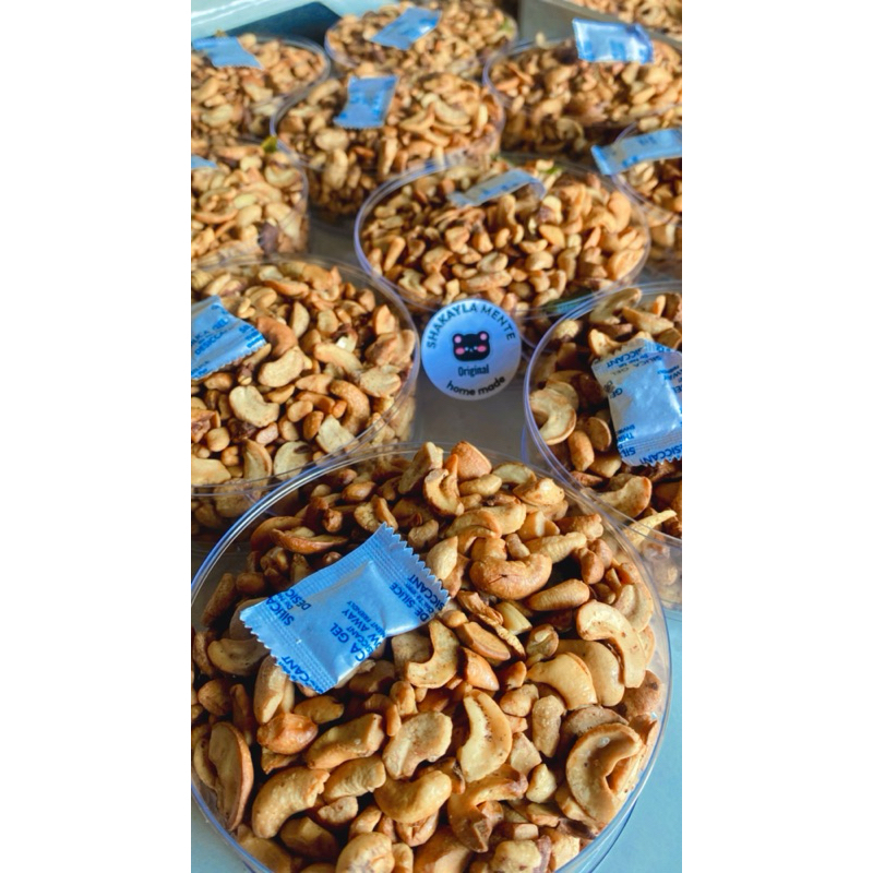 

kacang mente aja kemasan toples 250gr 100% homemade khas Sidoarjo