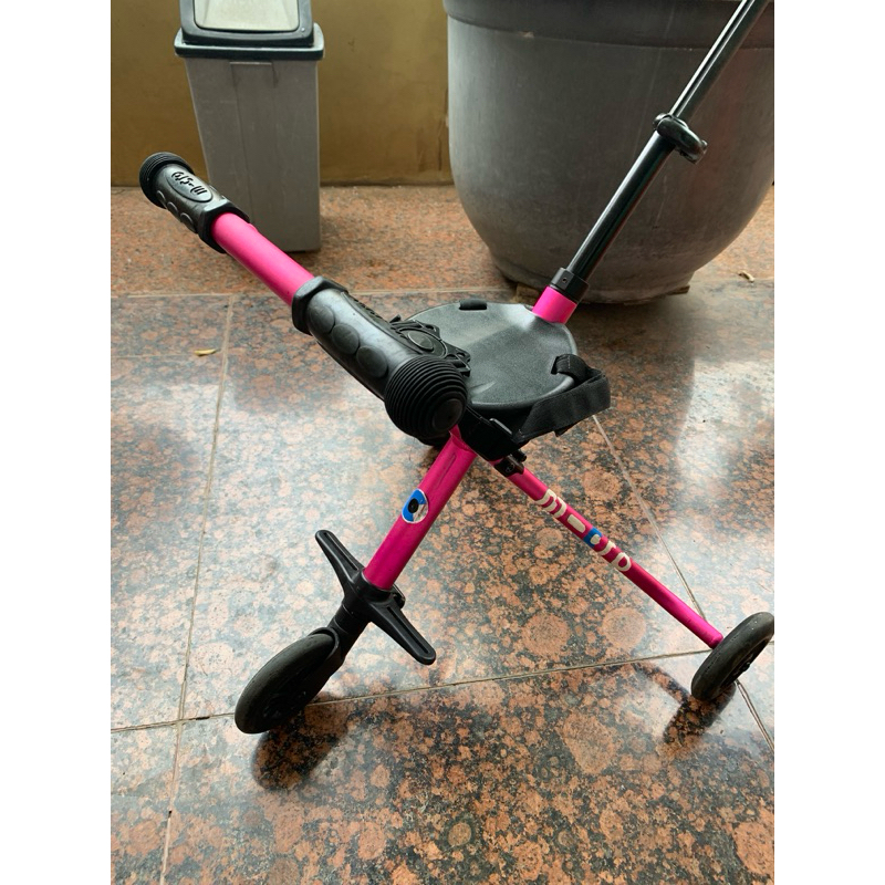 SCOOTER RODA 3 PINK MICROO PRELOVED