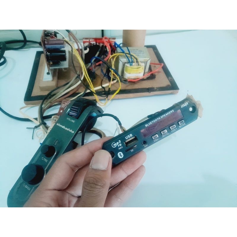 Mesin speaker subwoofer simbadda CST 1600n