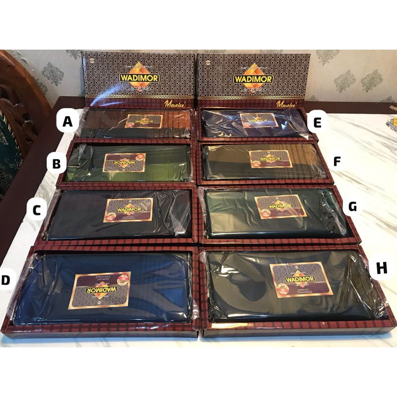 SARUNG WADIMOR MANIK MANIK