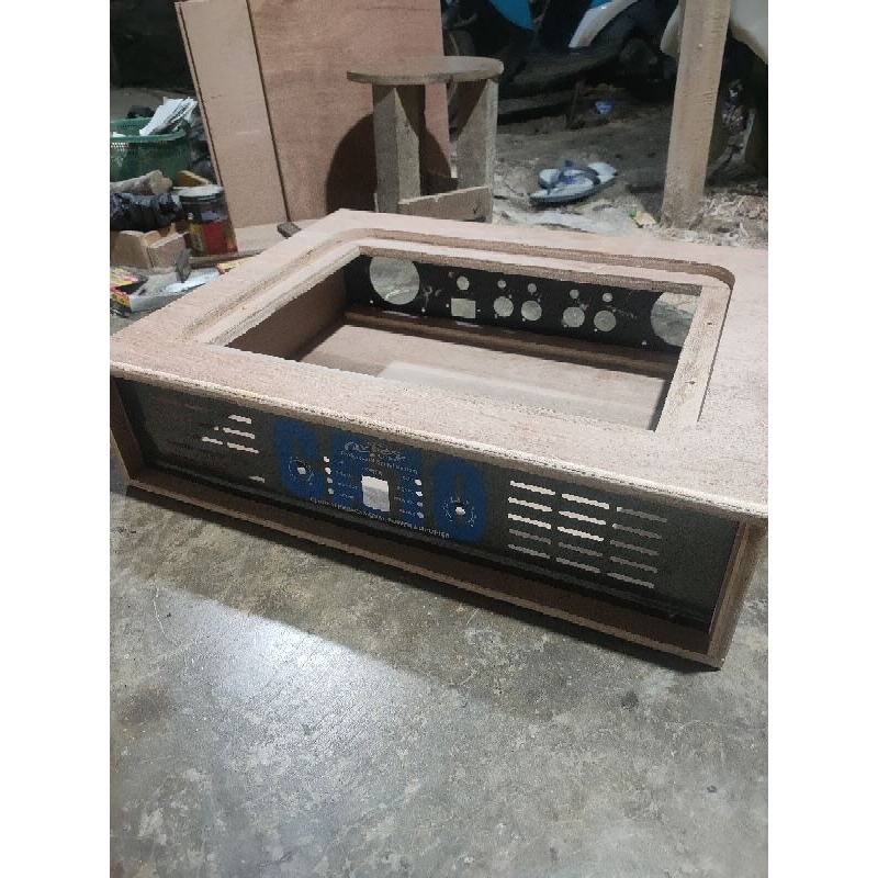 Box power triplek Cover plat CA 10