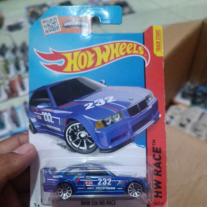 Hot wheels bmw e36 m3 race