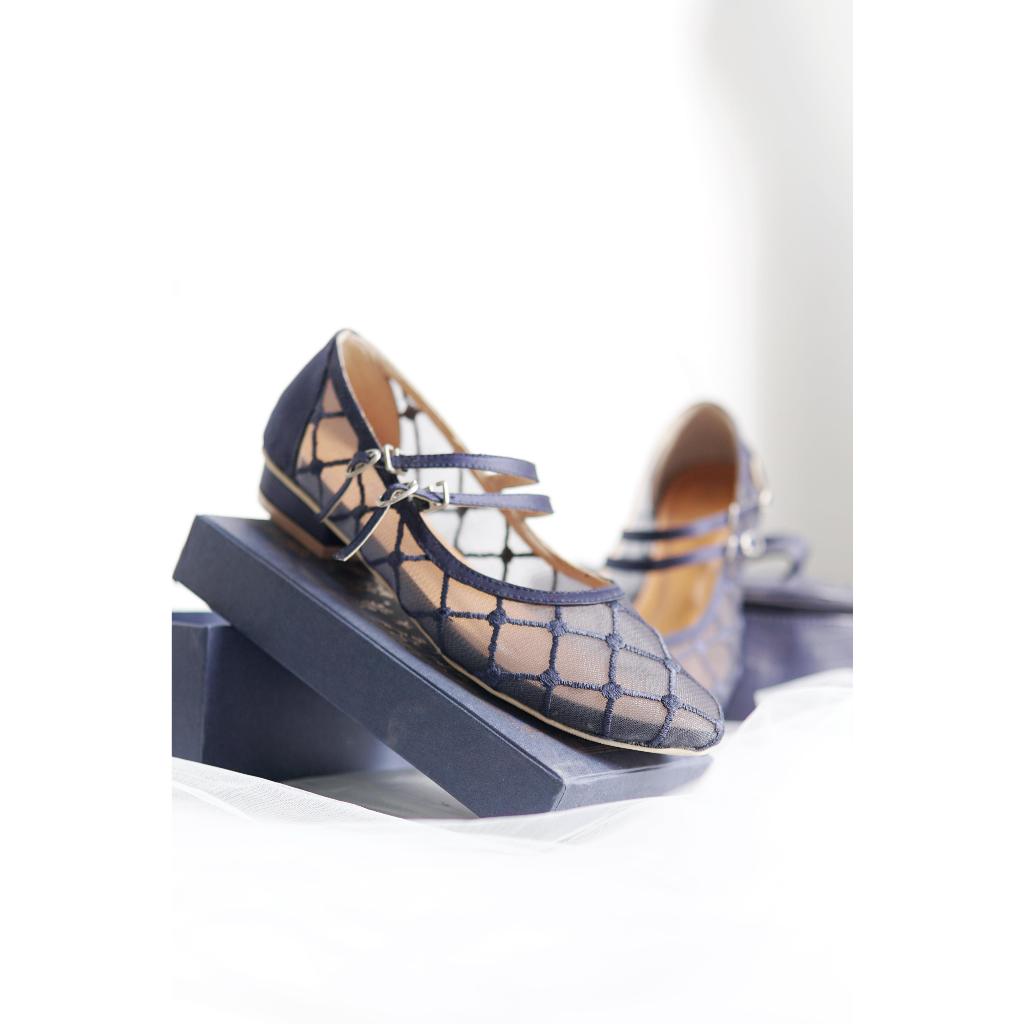 LANGKAH BY LINA LEE SEPATU PANTOPEL WANITA NAVY FLAT LACE BRUKAT