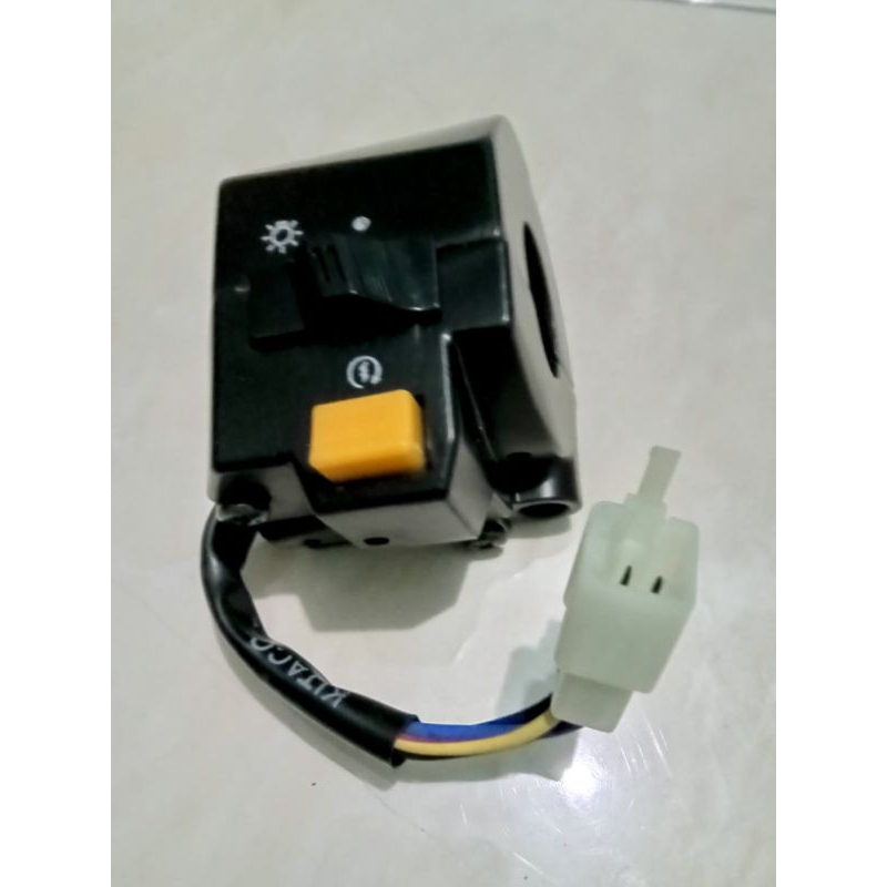 Saklar lampu set kanan motor Yamaha Jupiter Z lama