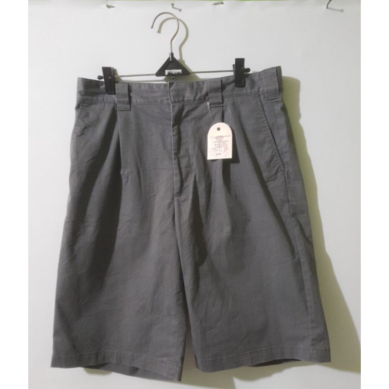 genuine uniqlo shortpants x shibuya