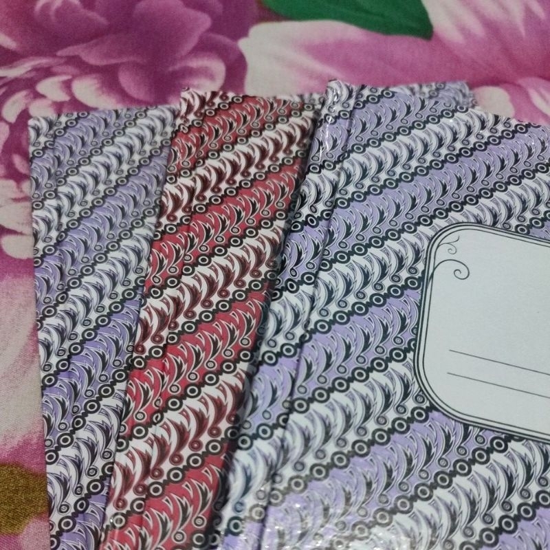 

Buku kwarto LS Batik kecil | 100 sheet | tebal hardcover