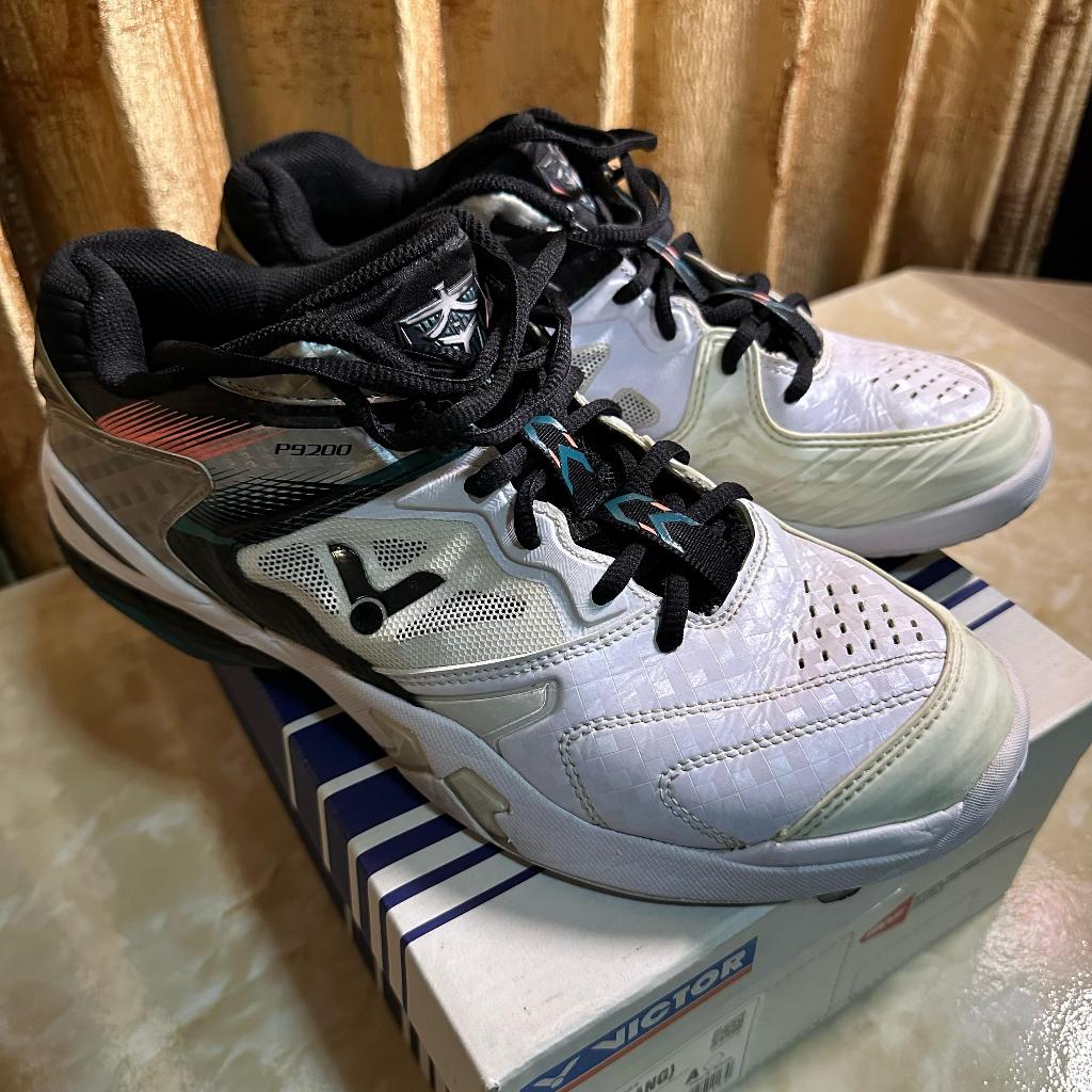 Victor Sepatu Olahraga P9200 (Preloved)
