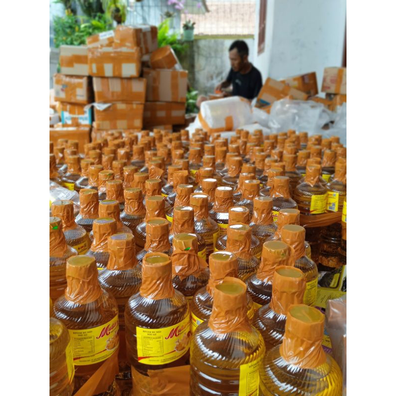 

Minyak goreng premium ciuzz