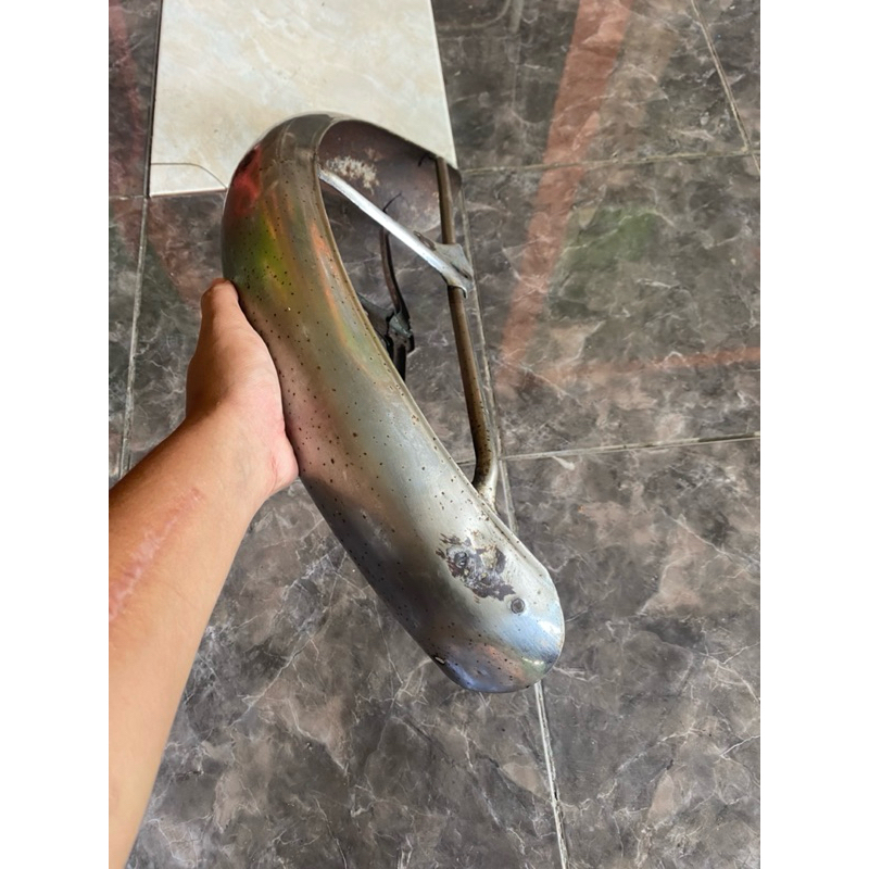 Slebor Spakbor depan Suzuki A 100