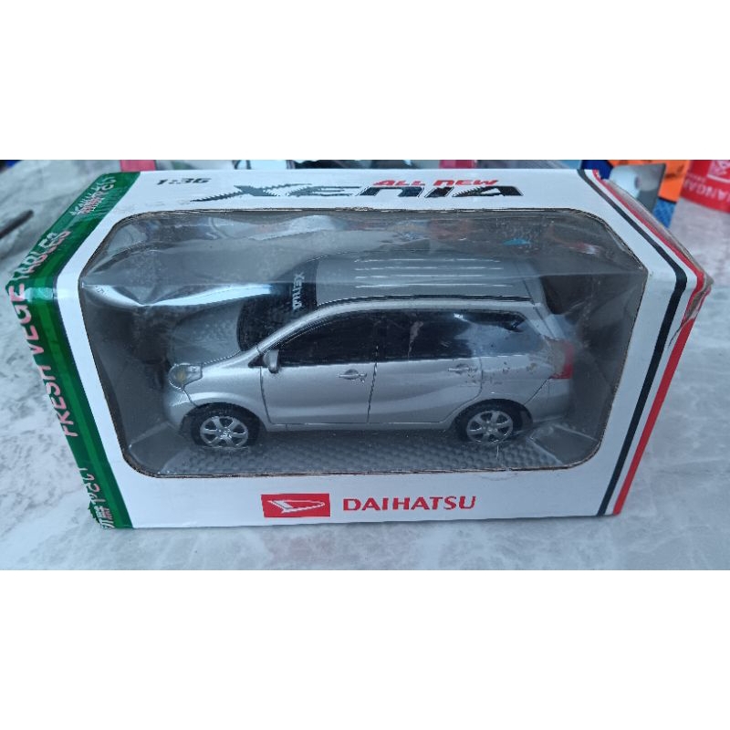 diecast daihatsu - all new xenia