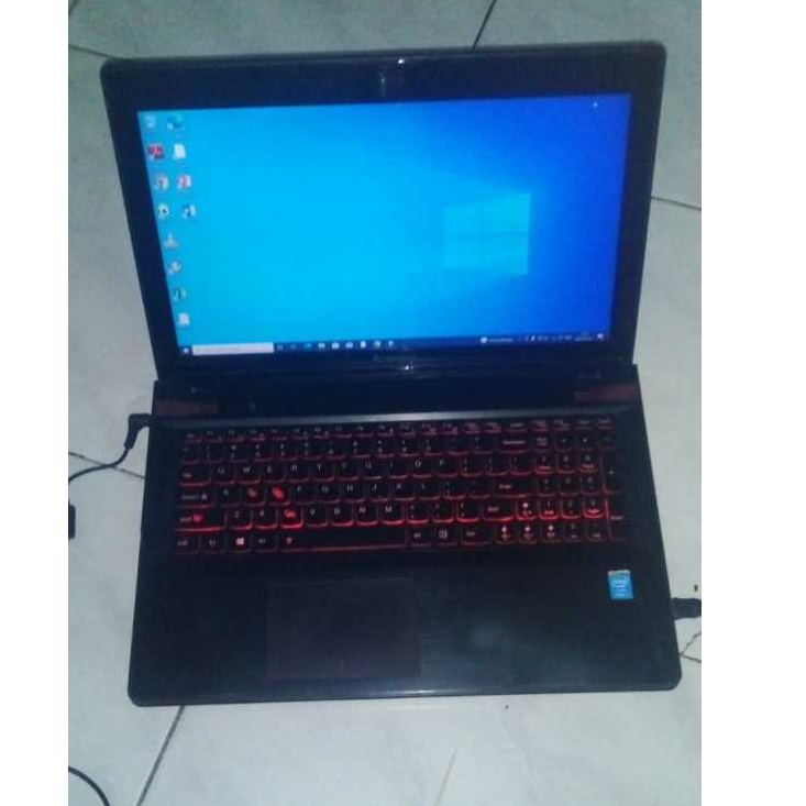 Laptop Gaming Lenovo Ideapad Y510P Core i7 ram 10gb ssd 512 lcd 15.6inch keyboard backlit body bagus