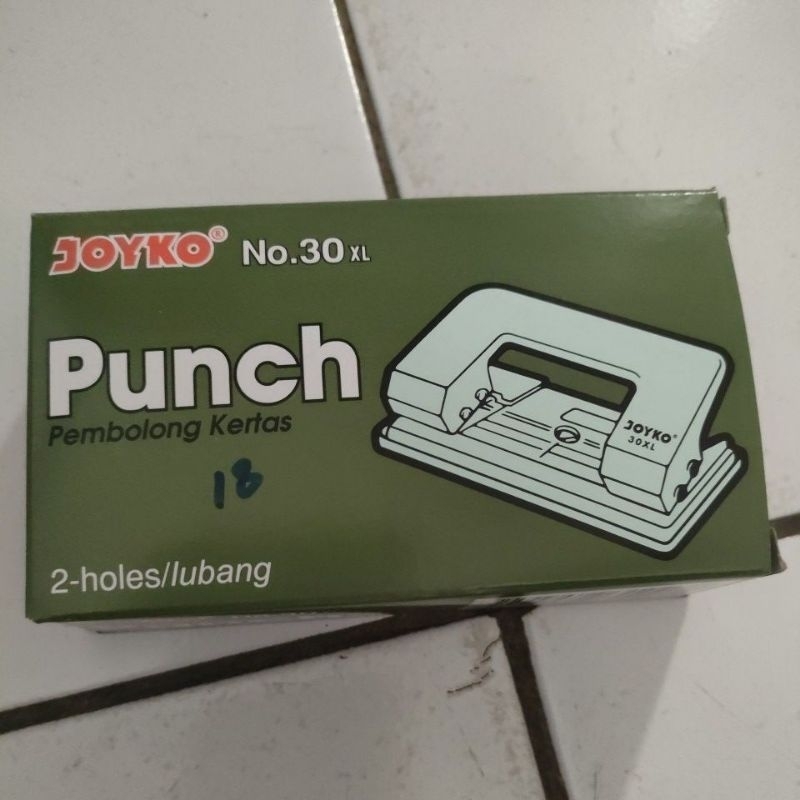 

pembolong kertas