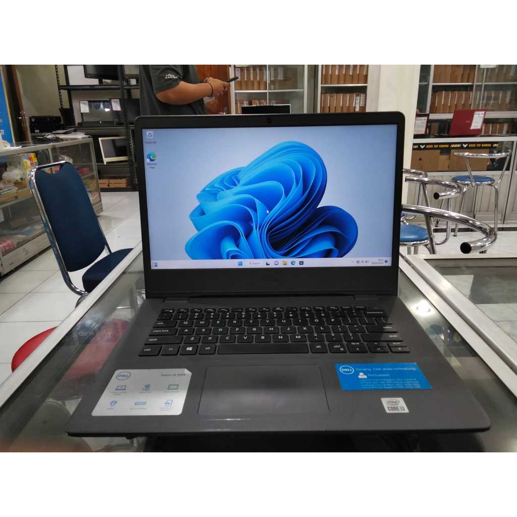 Laptop Dell Vostro 14 3000 i3 Gen 10 RAM 8gb SSD 256gb HDD 1tb 14" HD