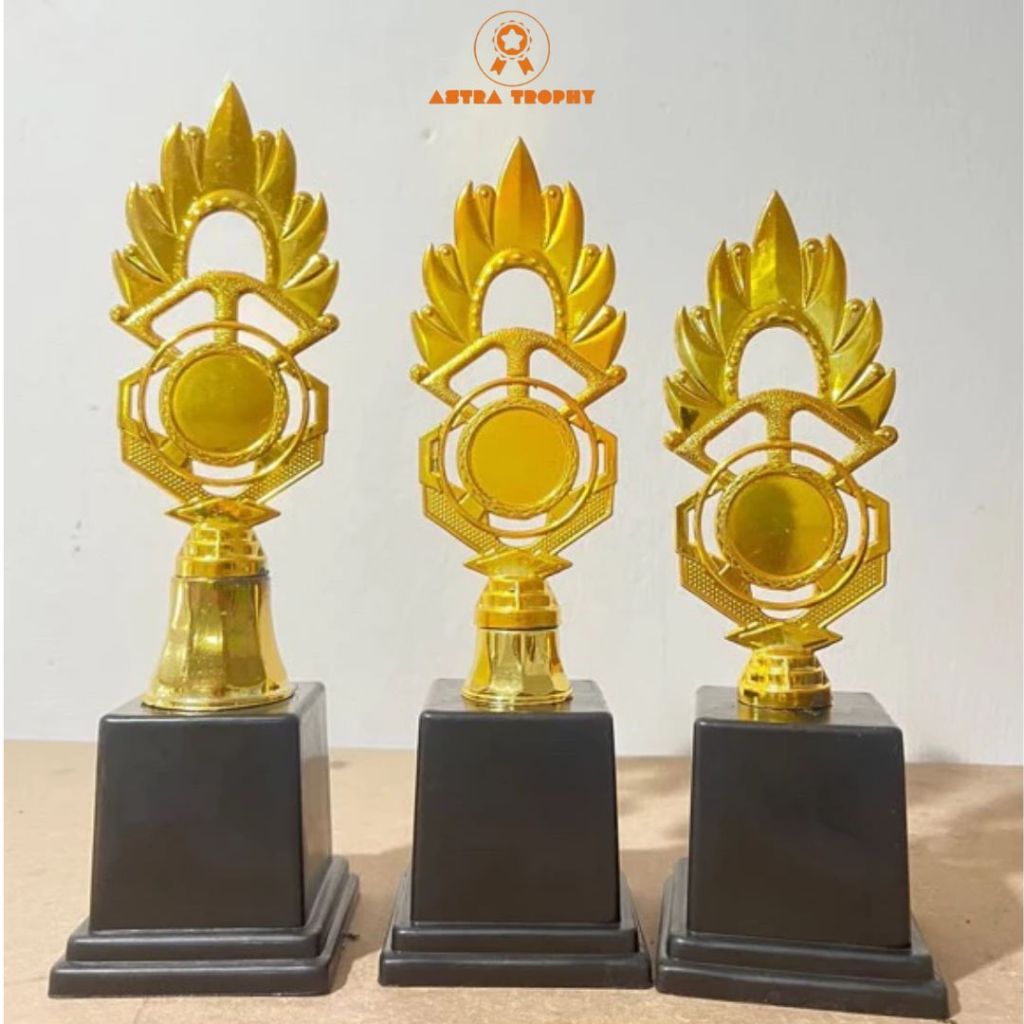 Piala Emas Piala Kejuaraan Piala Murah Piala Indonesia Piala event Piala Set Piala 1 set