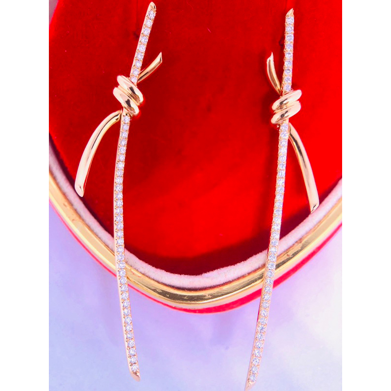 Giwang/Anting Berlian  T knot Rose Gold 18K/750
