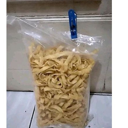 

keripik bawang/stik bawang gurih 500gram