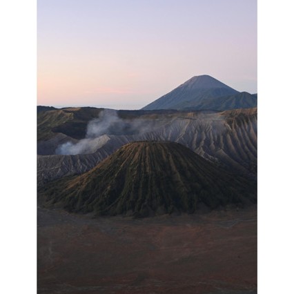 OPEN TRIP BROMO MIDNIGHT 1 DAY