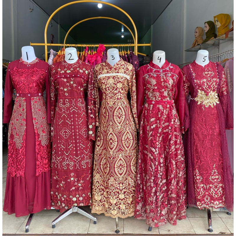 Brukat gamis khusus maroon kombinasi gold 3004