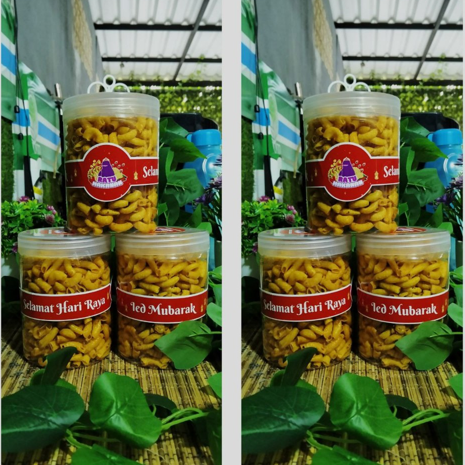 

Makaroni Renyah Daun Jeruk Free Toples Cocok Untuk Hampers BISA COD!