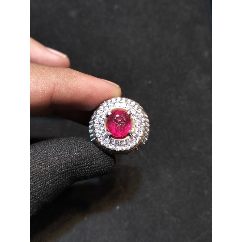Natural Ruby Corundum (Pigeon Blood) origin Mozambique Dimensi 9 x 8,20 x 5 mm Ring Perak Microsetti