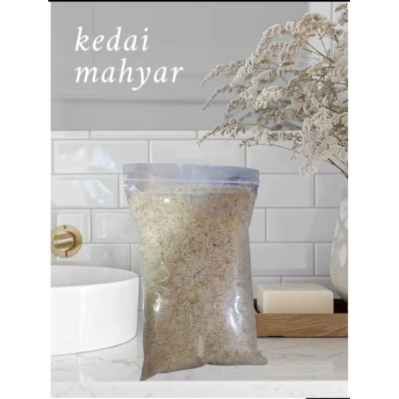 

Paket Beras Basmati 1kg+bubuk pewarna saffron 5gr