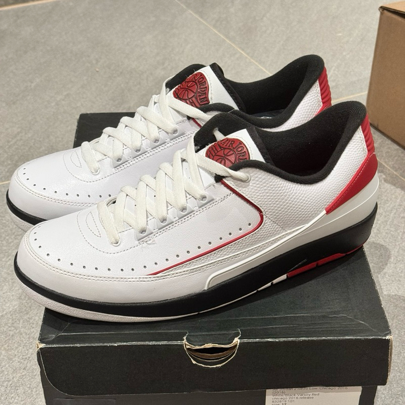 Air Jordan 2 Retro Low Chicago 2016 (100% Original Resmi)