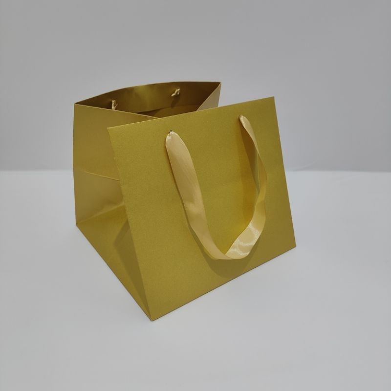 

paper bag hampers lebaran natal imlek premium
