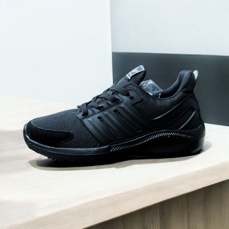 SEPATU HITAM SEPATU SEKOLAH HITAM POLOS