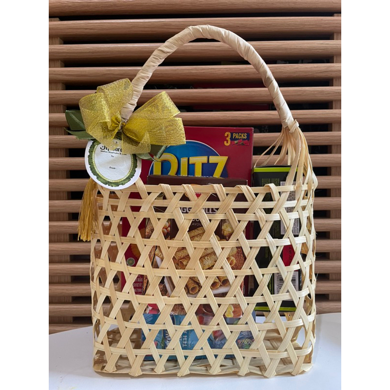 

PARCEL TAS ANYAMAN IDUL FITRI (Hampers Lebaran)