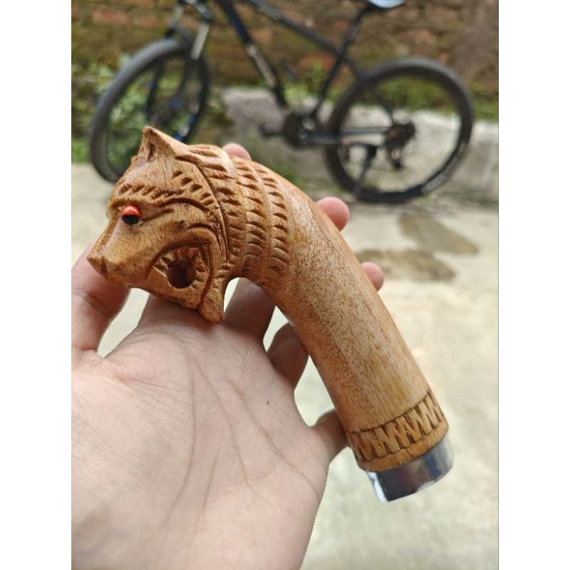 Gagang Golok ukir Kayu Mahoni