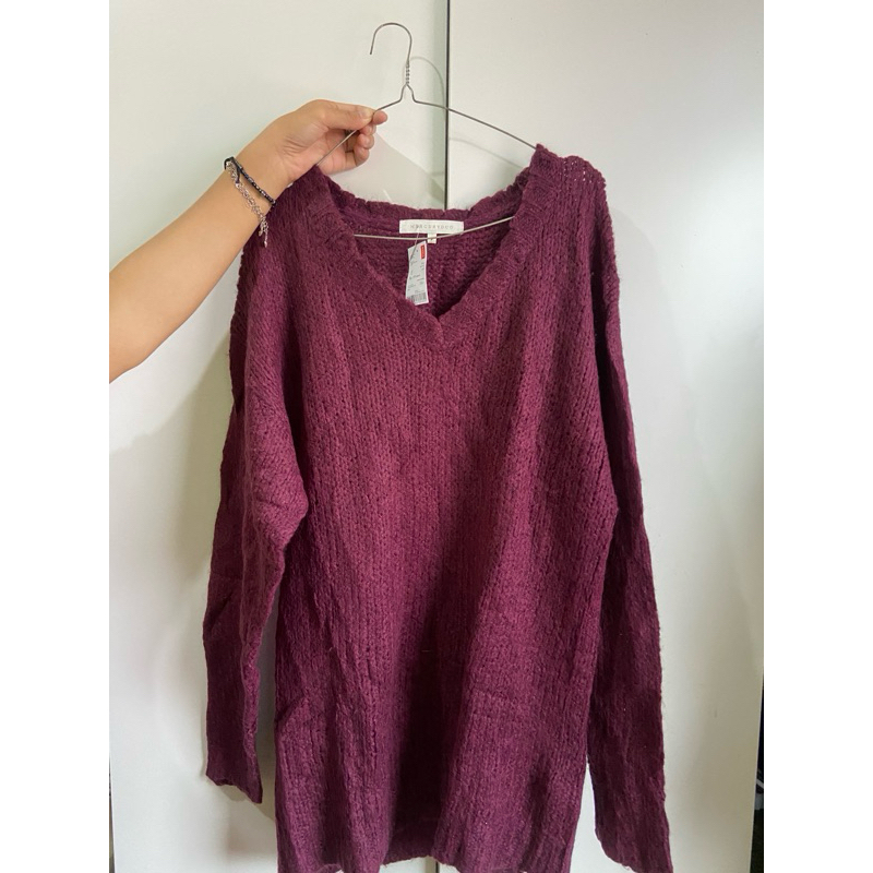 Sweater rajut burgundy