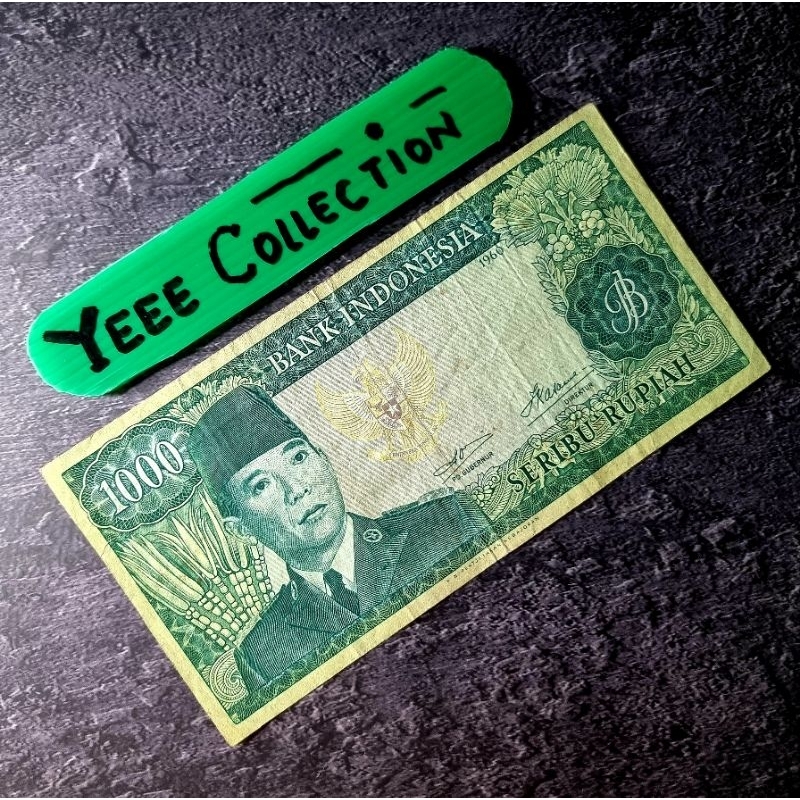 Uang Kertas Kuno Sukarno 1000 Rupiah Tahun 1960 Watermark Geser - ABR 049437