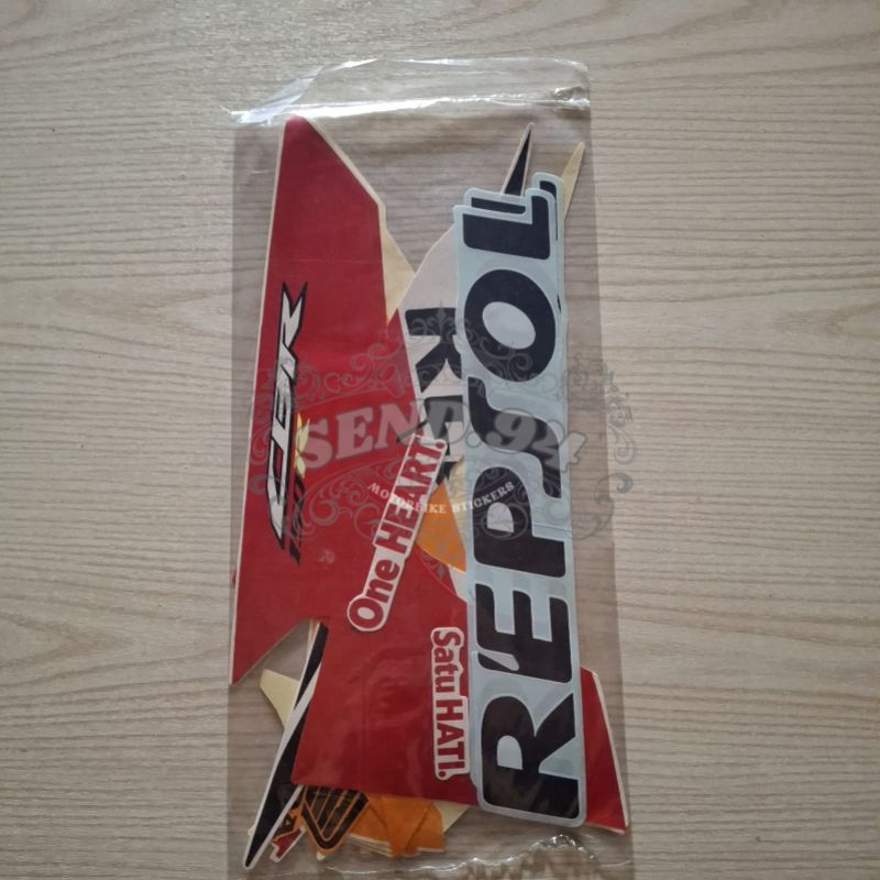 striping sticker Honda CBR 150R 2017 REPSOL 2017 2018