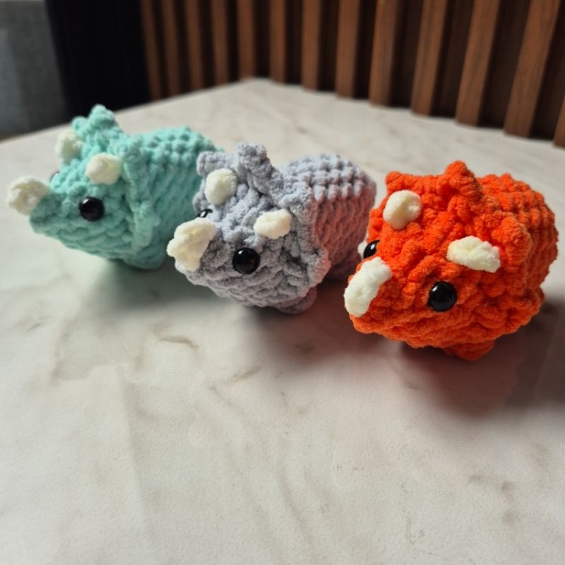 Amigurumi Triceratops | Boneka Rajut Triceratops | Boneka Dinosaurus