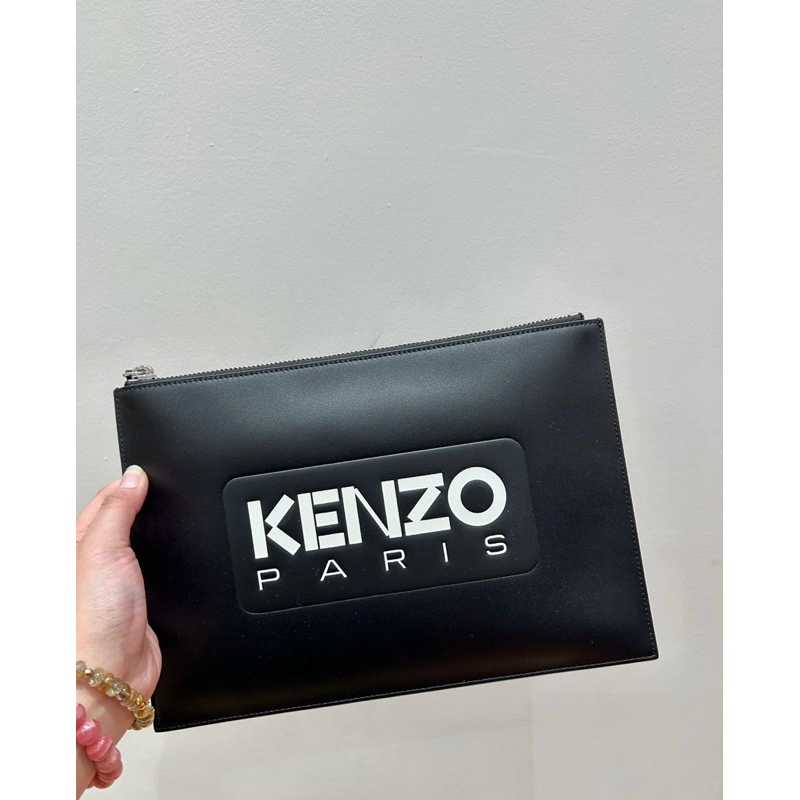 Clutch Kenzo Paris Logo Embosed Leather Clutch Black