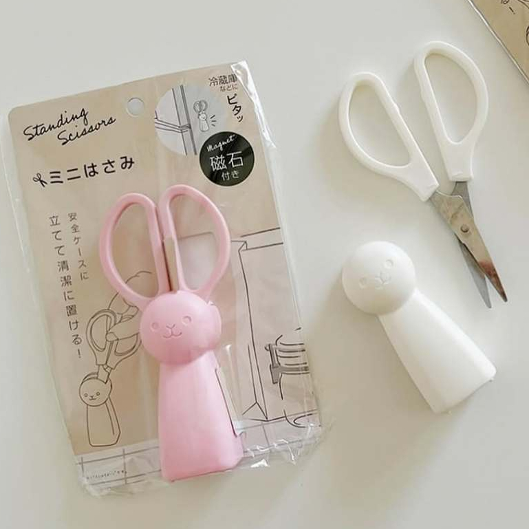 

SERIA Standing Scissors Gunting Dengan Magnet Rabbit