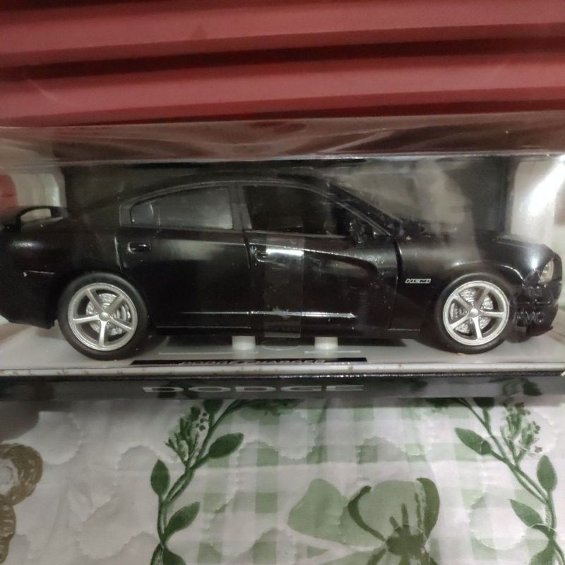 Diecast Dodge Charger Hitam