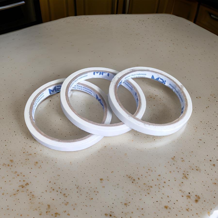 

DOUBLE TAPE MPI - Ukuran 8 mm Panjang 8 Meter | Double Tape Kertas Harga Murah Berkualitas Lengket