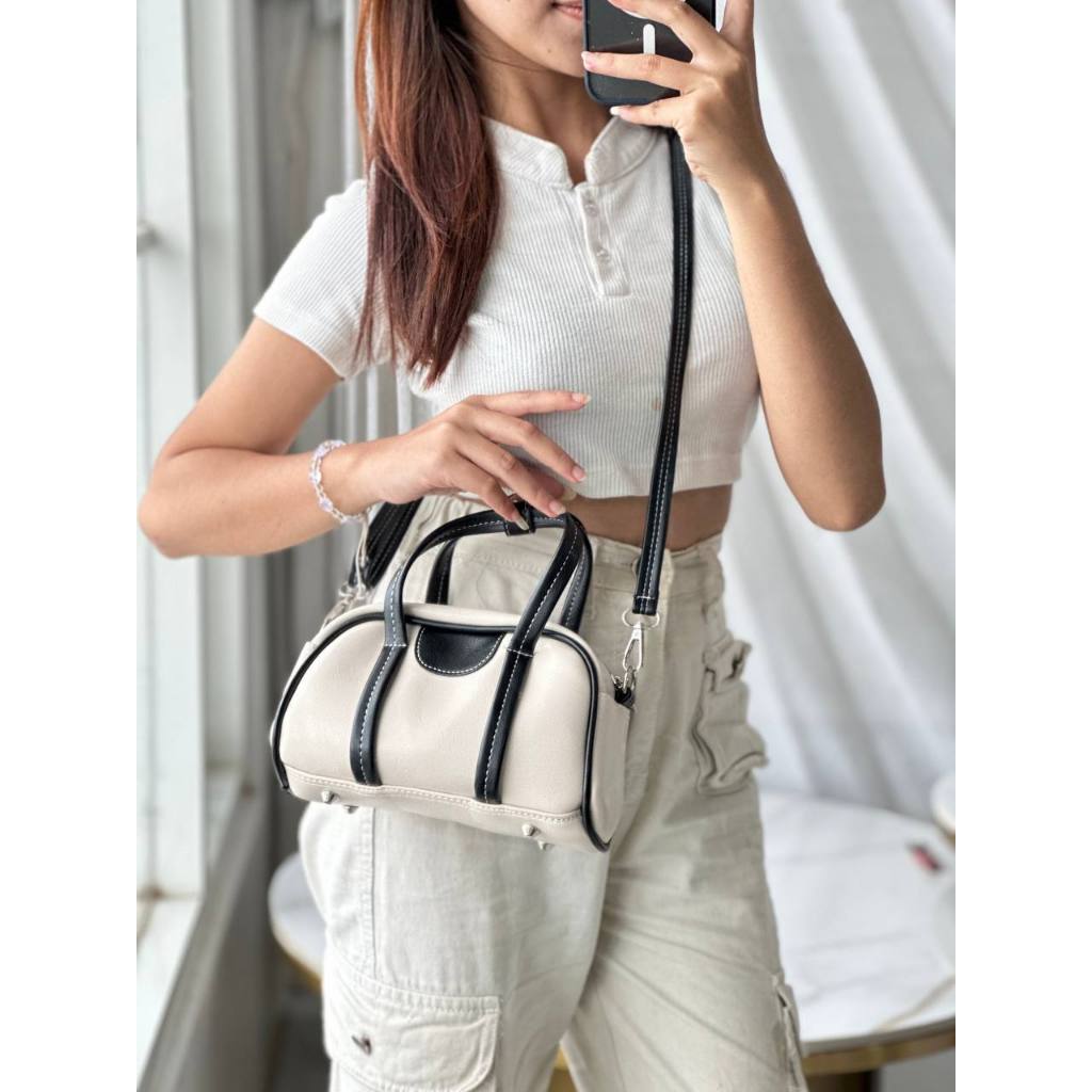 sling bag wanita/ tas selempang wanita/ tas mini muat banyak