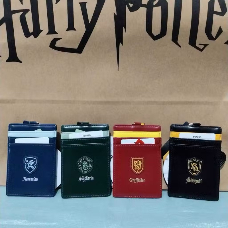 

Card holder with Lanyard Harry Potter X MINISO (Gryffindor/Ravenclaw/Hufflepuff/Slytherin) 100% orginal.