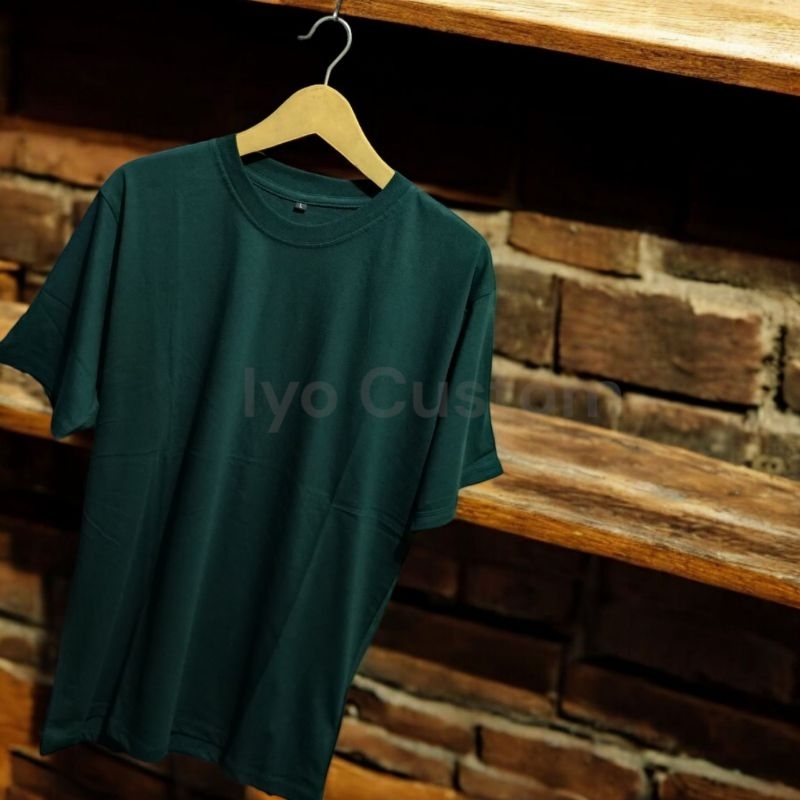 Kaos Polos Hijau Botol