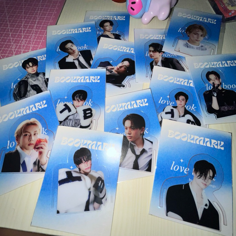 BOOKED MERCH ENHYPEN