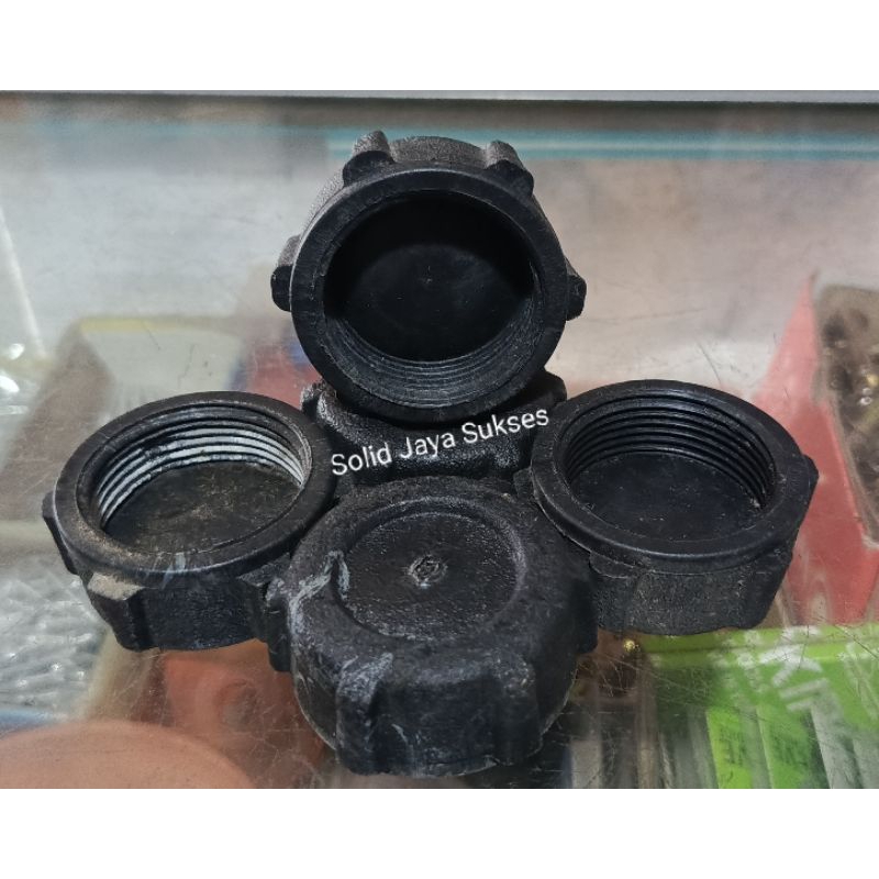 Dop Drat Dalam 1-1/4"