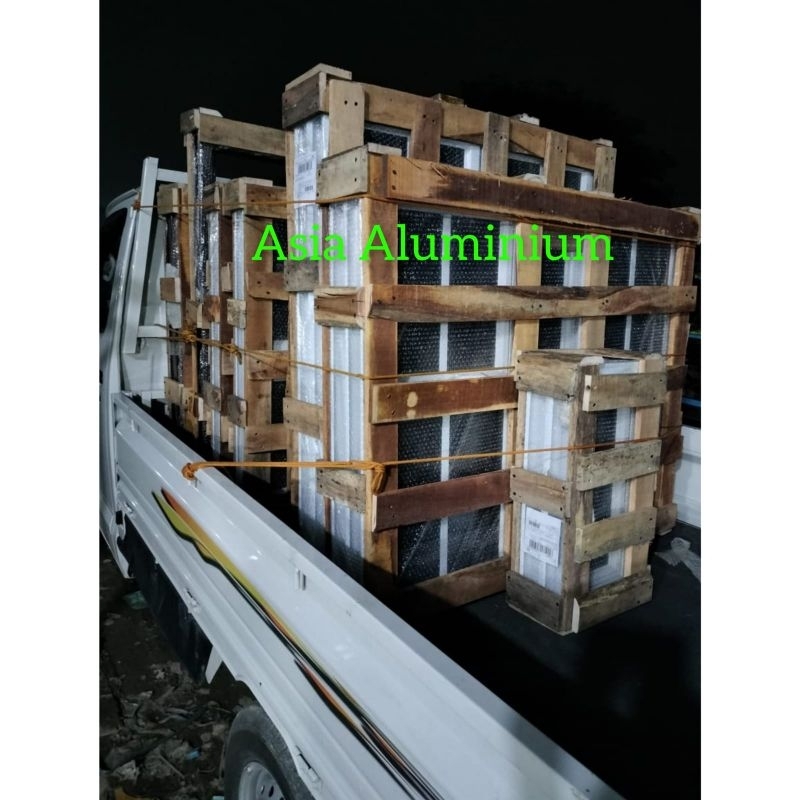 

Packing kayu Jendela dan Pintu