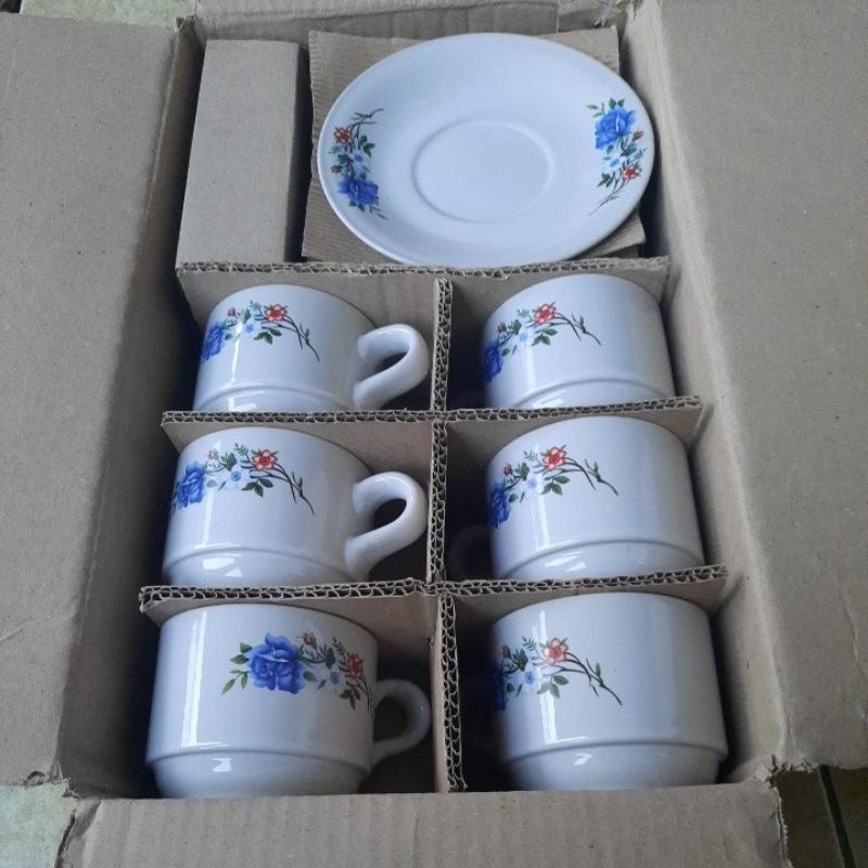 cangkir lepek keramik lucky ( isi 6 cangkir 6 lepek )