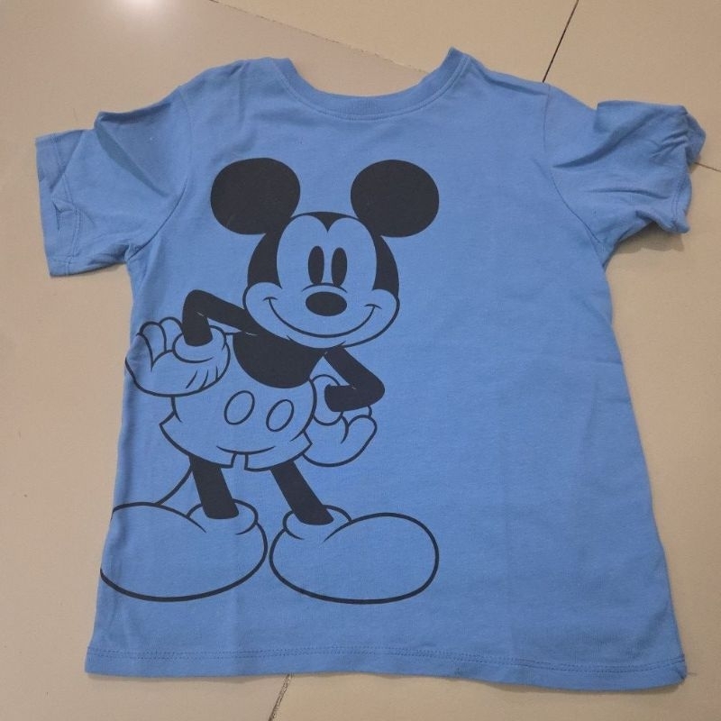 Kaos anak H&M x Disney original conter size 6-7y (preloved) like a new