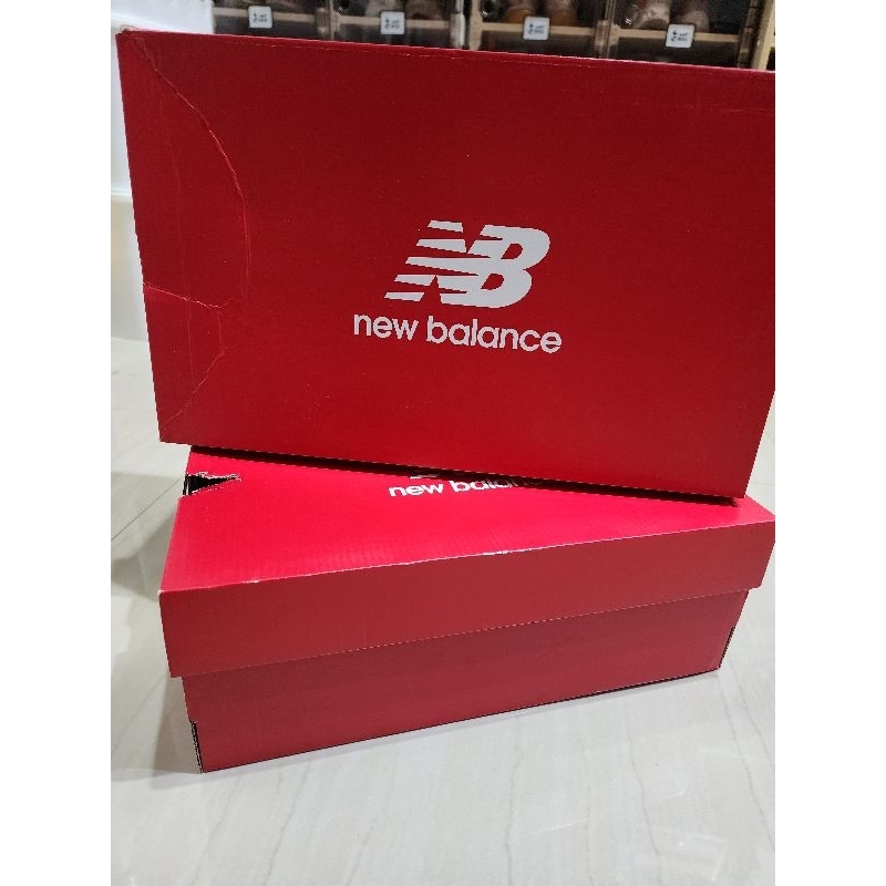 Dus sepatu new balance kardus sepatu NB ori original