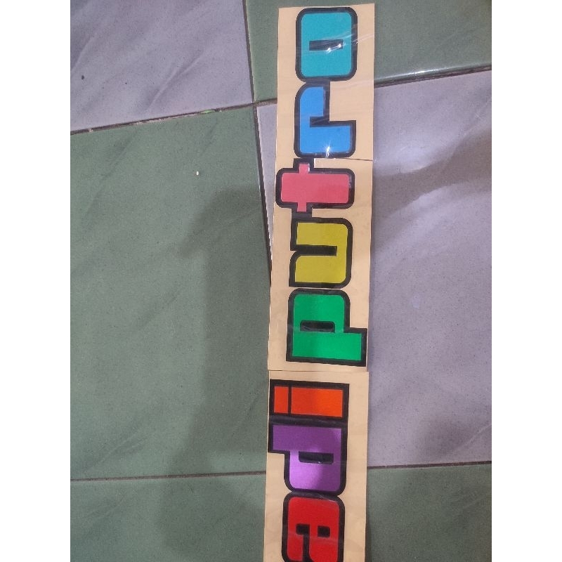 

stiker adiputro agak besar